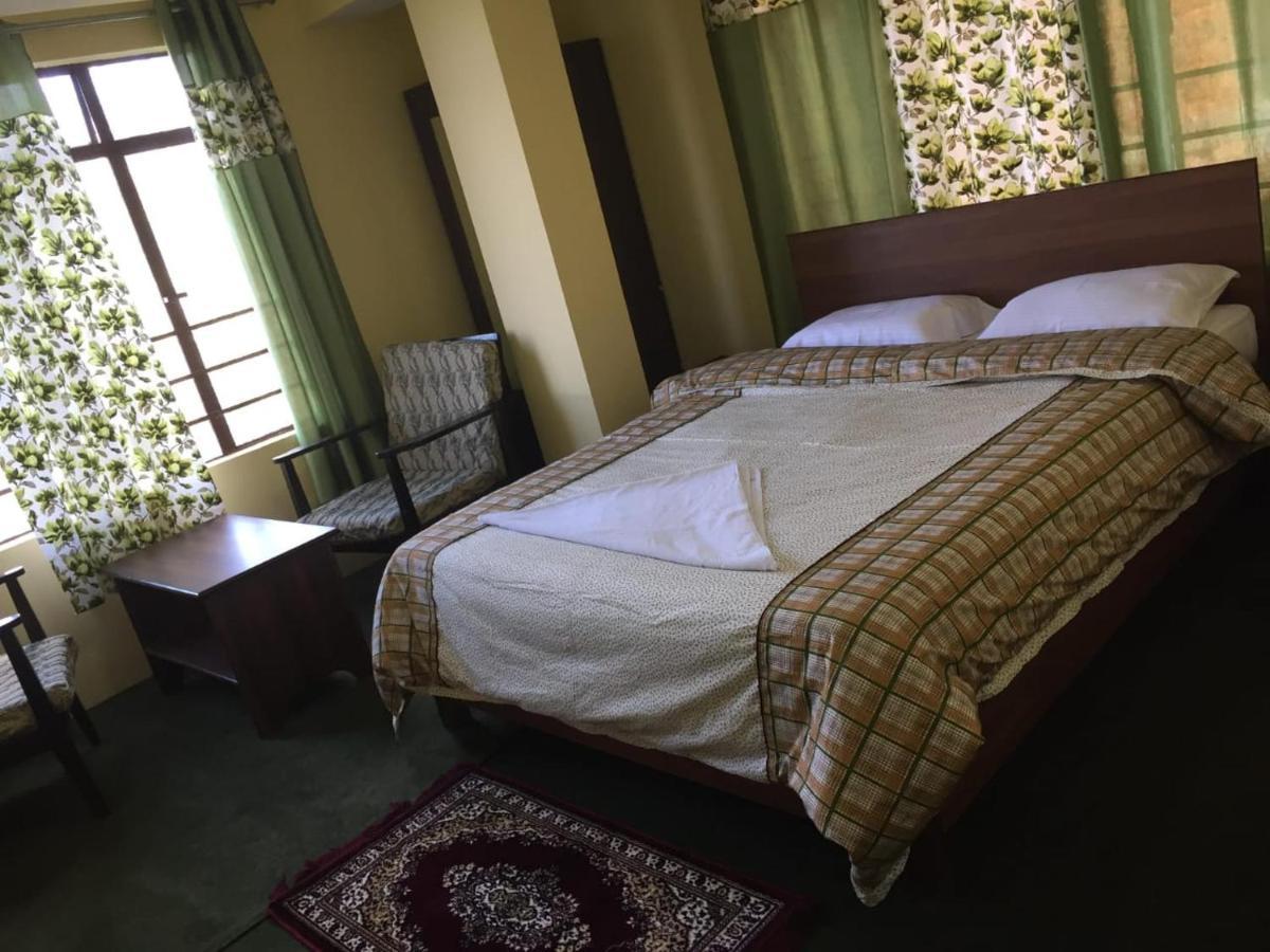 Hotel Himalaya Residency Kanchenjunga View Дарджилінг Екстер'єр фото